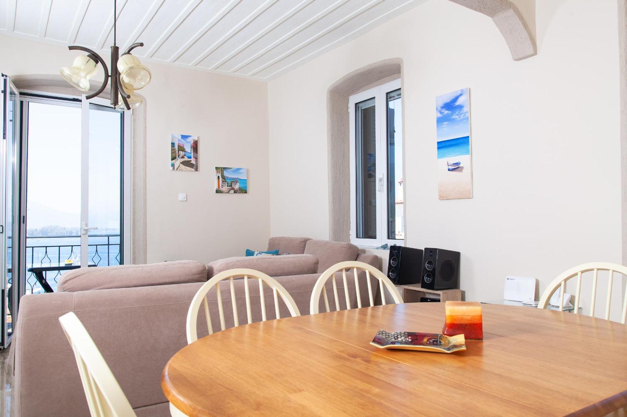 Villa @ Poros Poros Town Extérieur photo