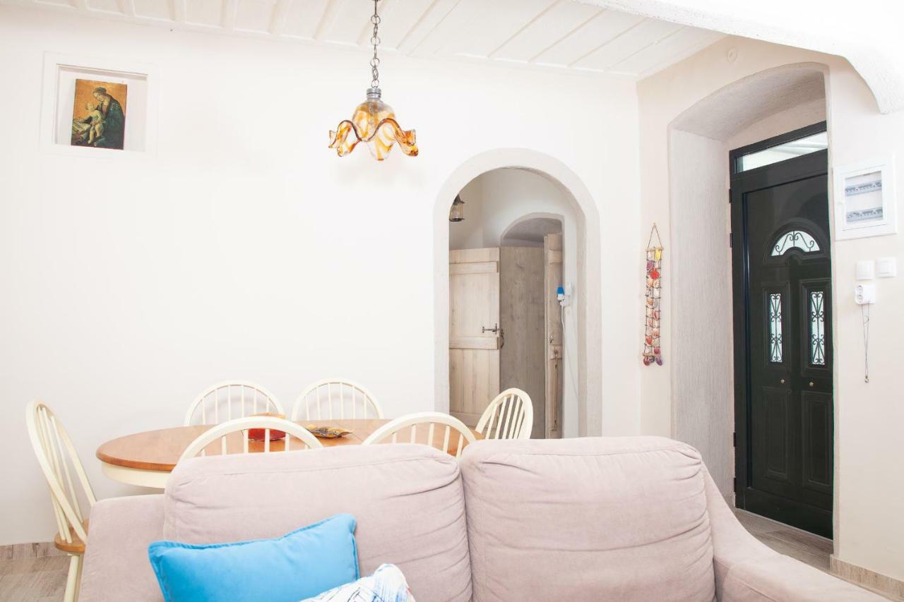 Villa @ Poros Poros Town Extérieur photo